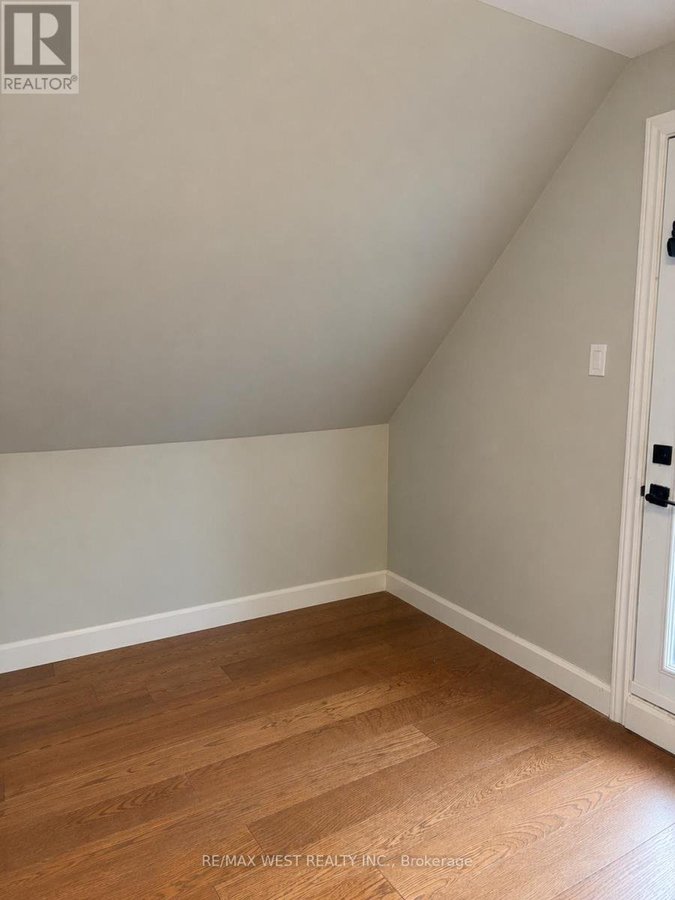 3 - 104 COWAN AVENUE - Photo 13