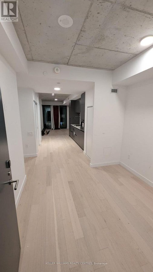 201 - 1720 BAYVIEW AVENUE - Photo 2