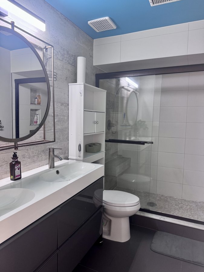 910 Saint Clarens Avenue - Photo 9