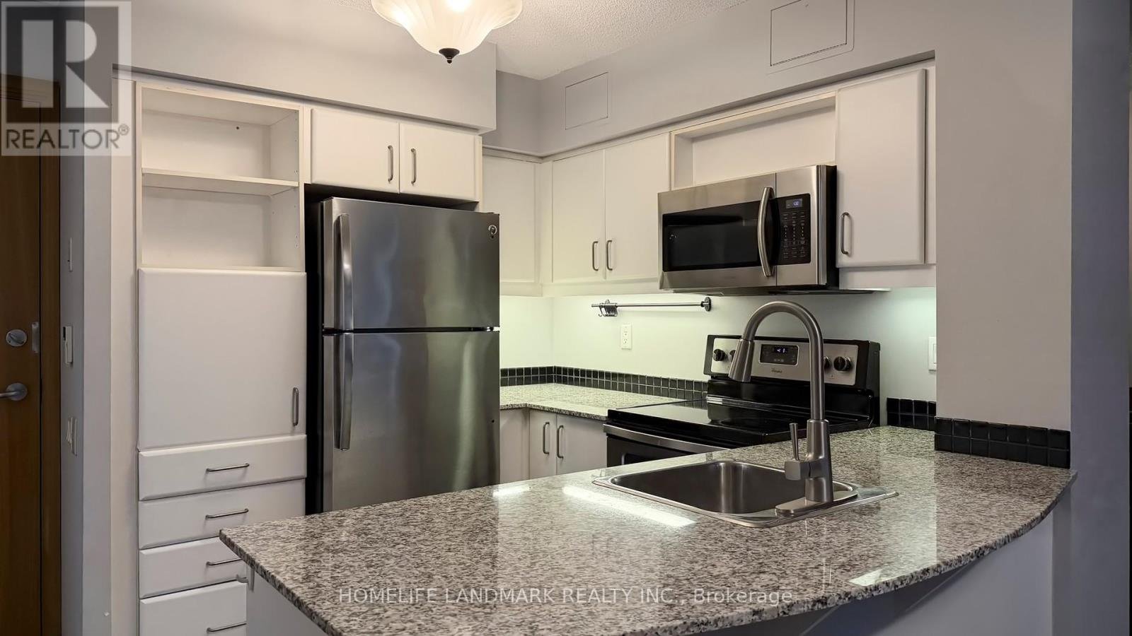 1105 - 33 SHEPPARD AVENUE E - Photo 11