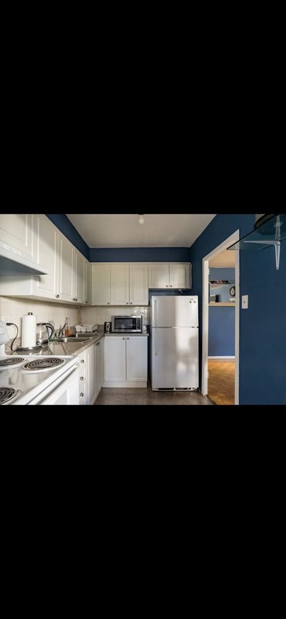 Etobicoke - Photo 6