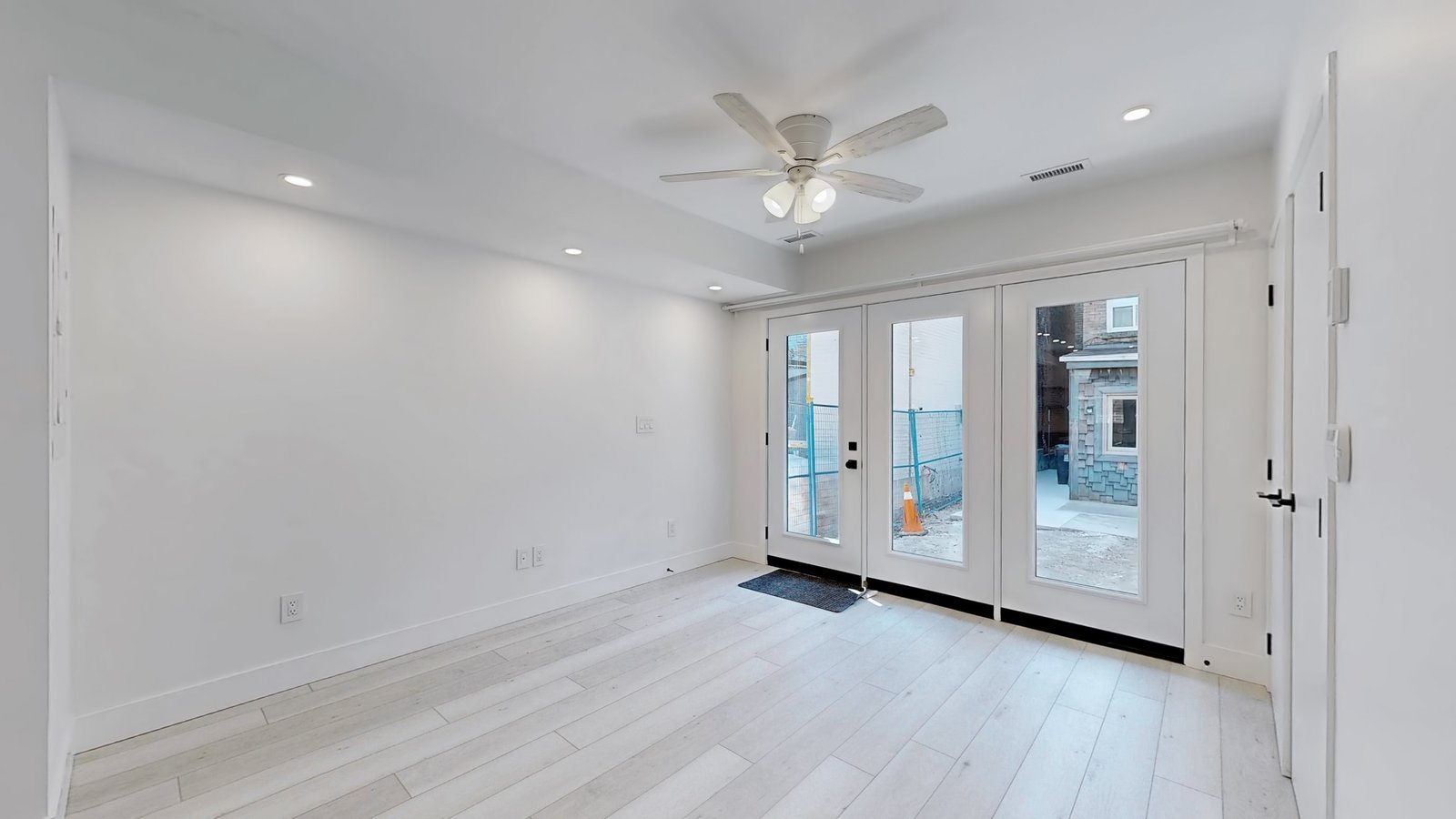 363 Euclid Avenue - Photo 6