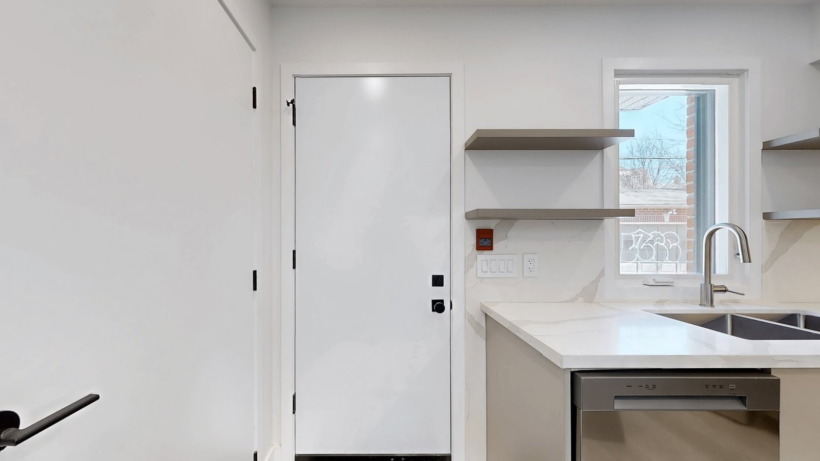 363 Euclid Avenue - Photo 14
