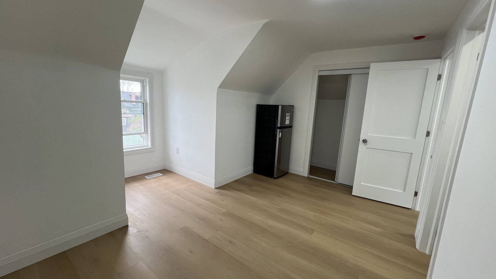 110 Beatrice Street - Photo 7