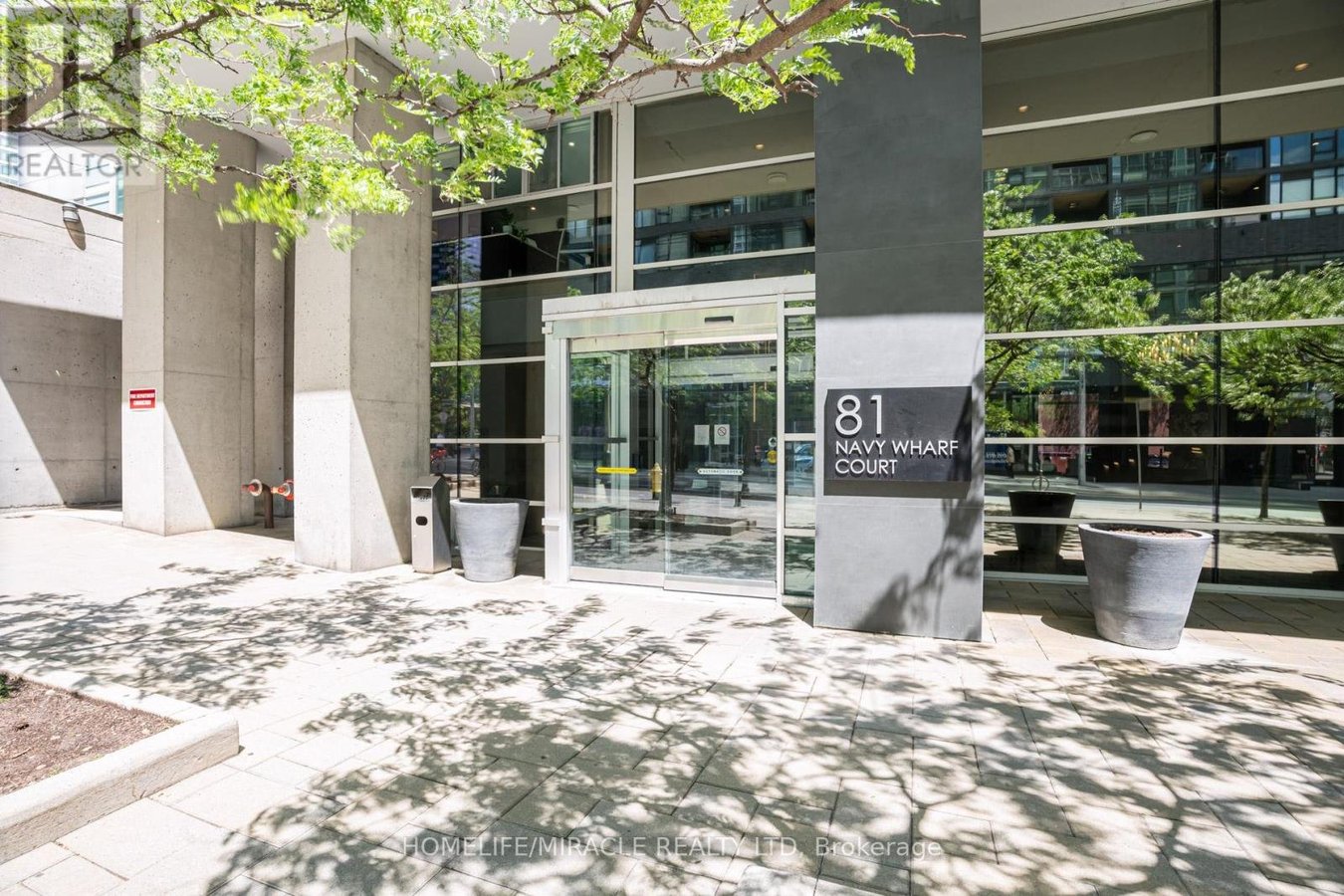 201 - 81 NAVY WHARF COURT - Photo 7