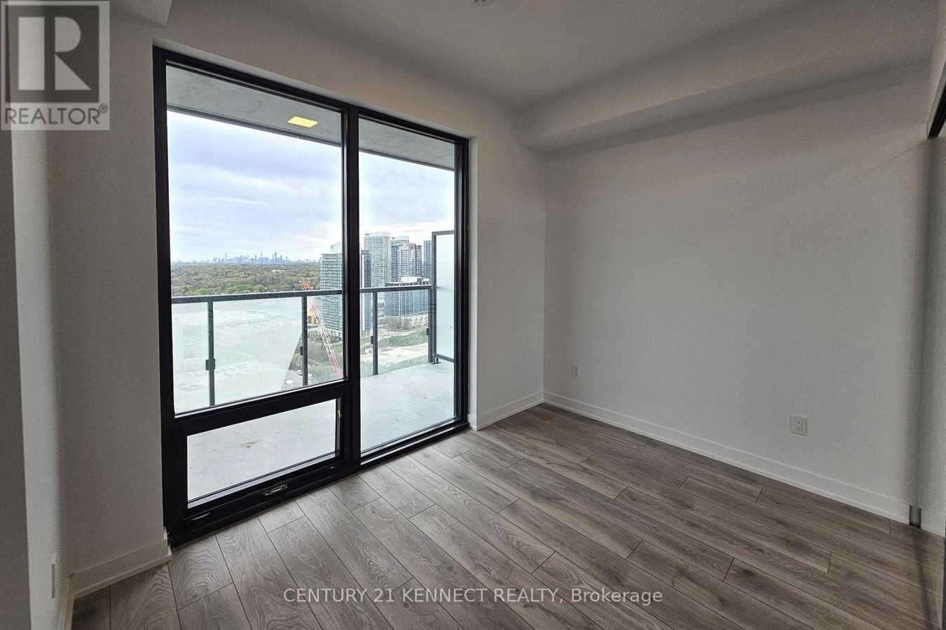 3001 - 29 GREEN TRAIL COURT - Photo 11