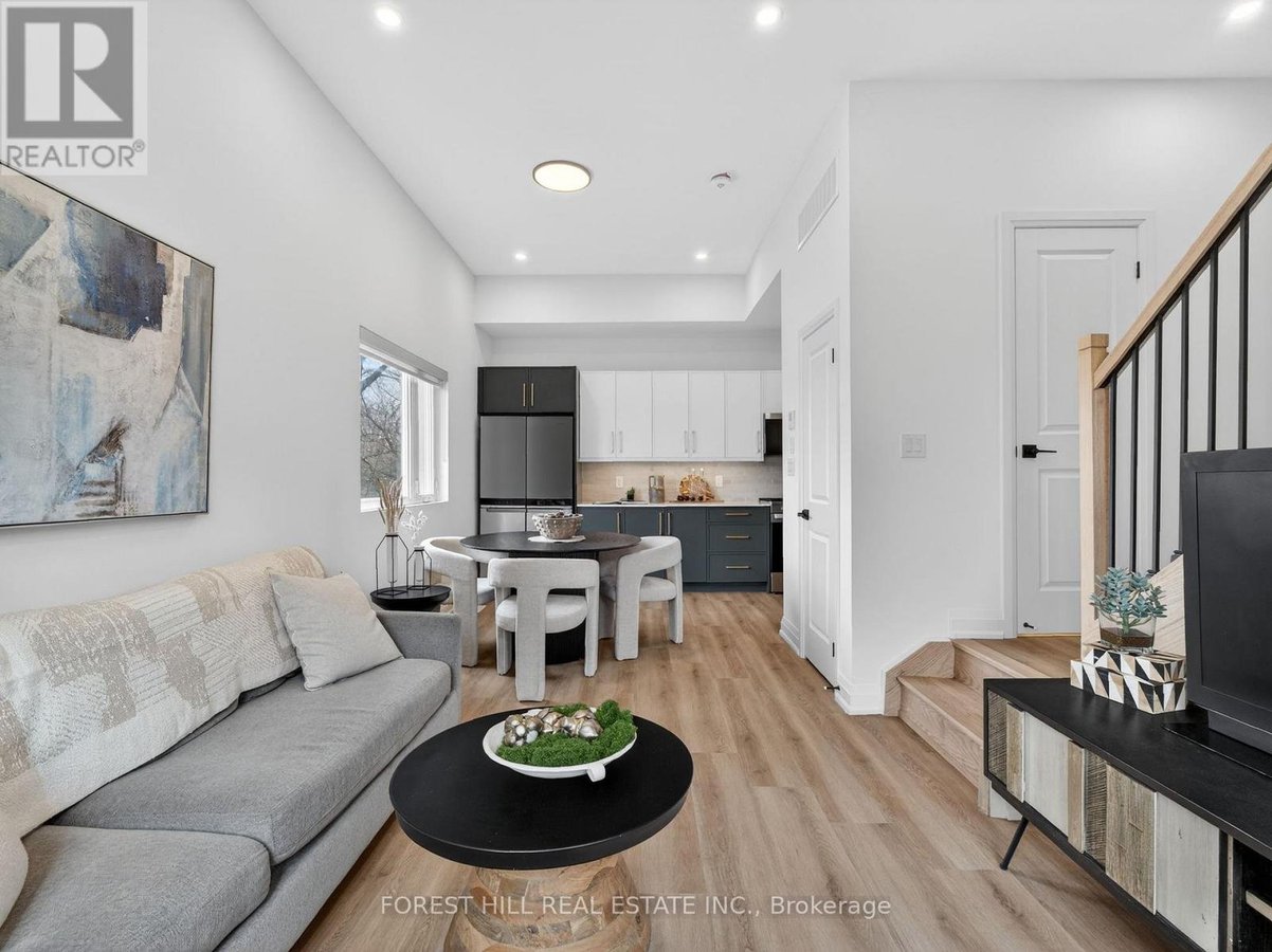 C - 42 CHATFIELD DRIVE - Photo 5