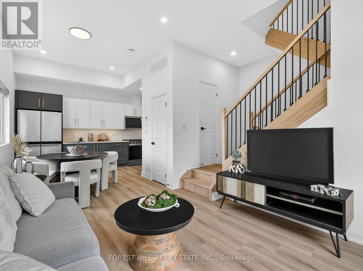 C - 42 CHATFIELD DRIVE - Photo 6
