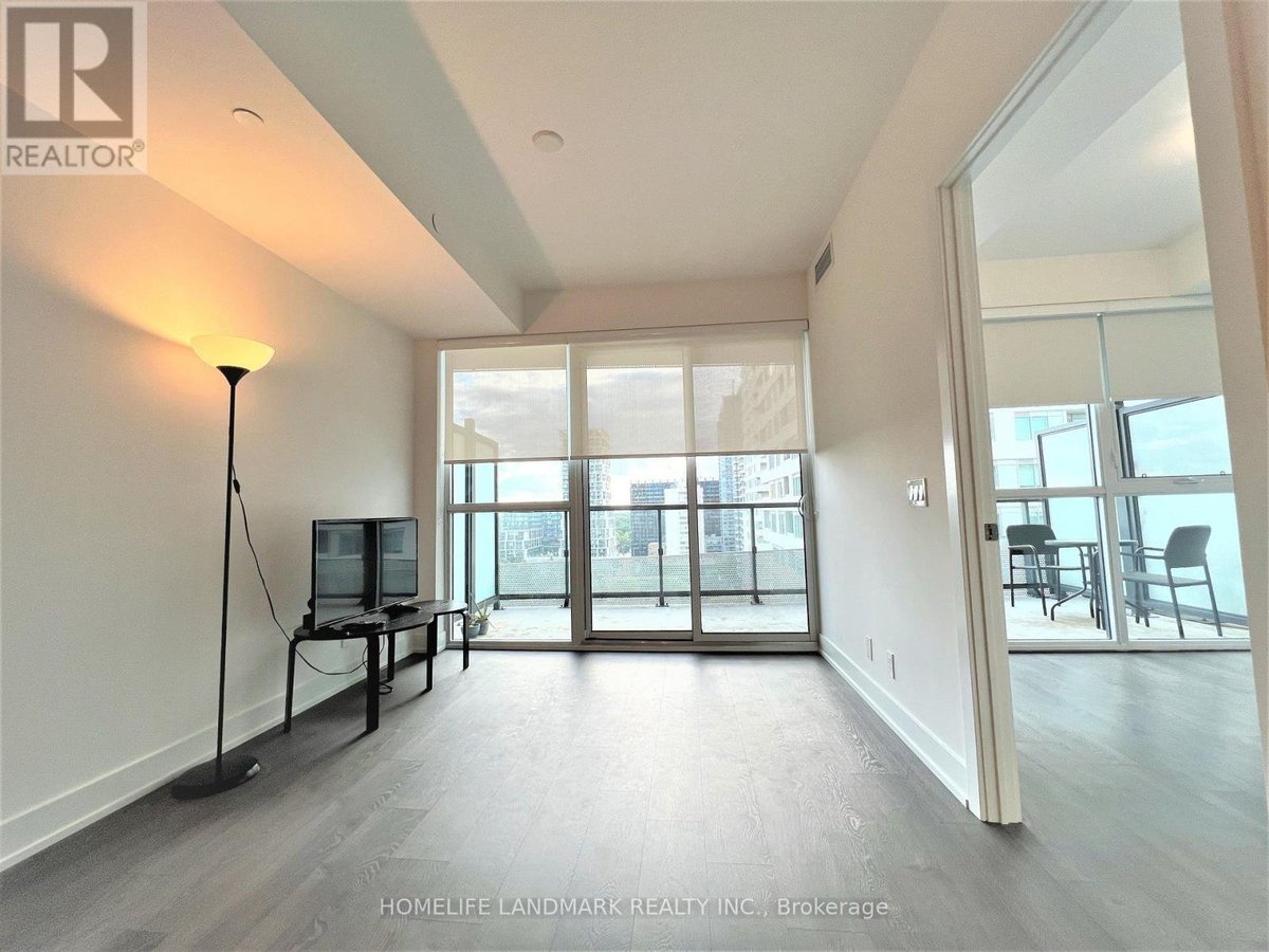 1105 - 11 LILLIAN STREET - Photo 7