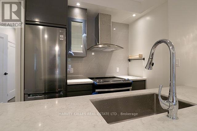 MAIN - 488 LANSDOWNE AVENUE - Photo 3