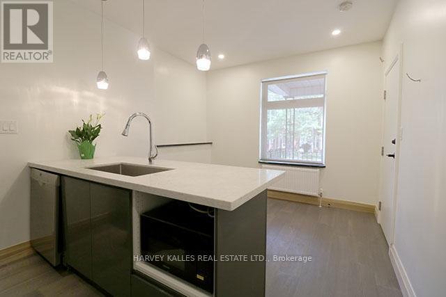 MAIN - 488 LANSDOWNE AVENUE - Photo 4