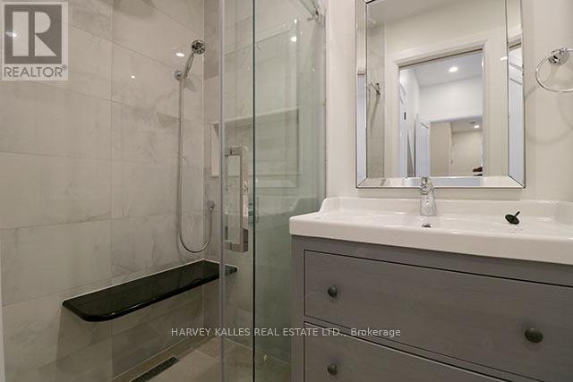 MAIN - 488 LANSDOWNE AVENUE - Photo 7