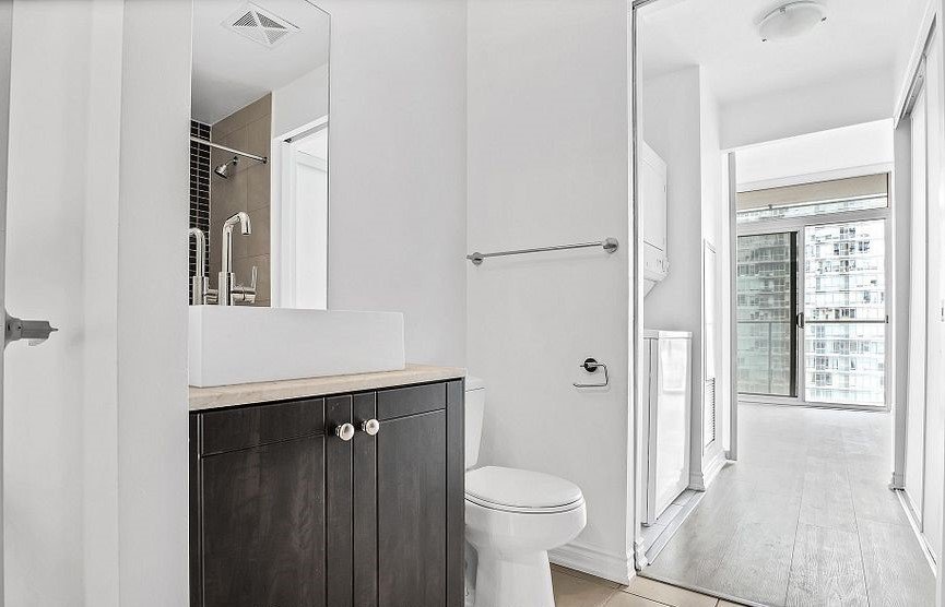 105 The Queensway - Photo 15