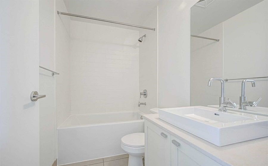 105 The Queensway - Photo 22