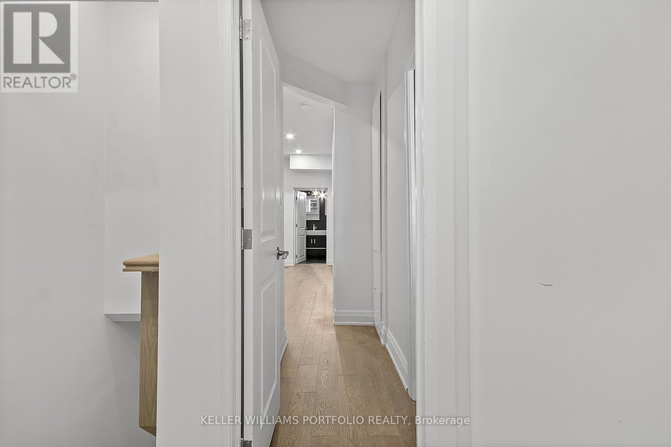 #2 (GROUND) - 35 HUMBERSIDE AVENUE - Photo 8