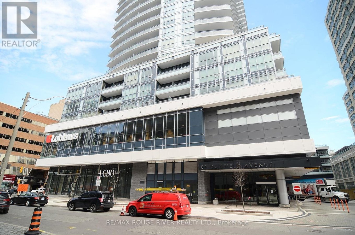 509 - 89 DUNFIELD AVENUE - Photo 2