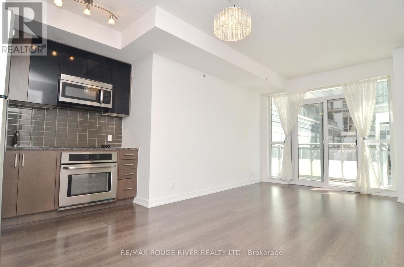 509 - 89 DUNFIELD AVENUE - Photo 6