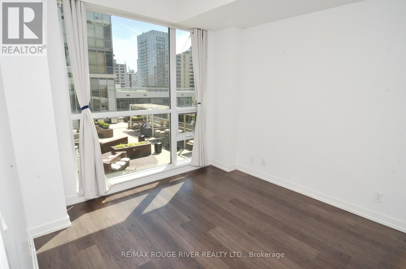 509 - 89 DUNFIELD AVENUE - Photo 12