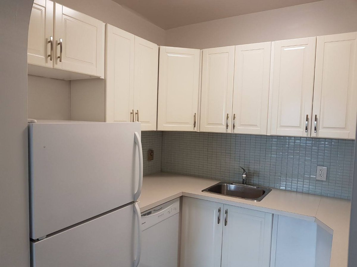2066 Queen Street East - Photo 4