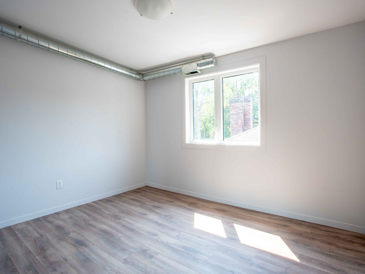 185 Jane Street - Photo 10