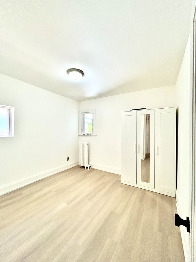 511 Christie Street - Photo 2
