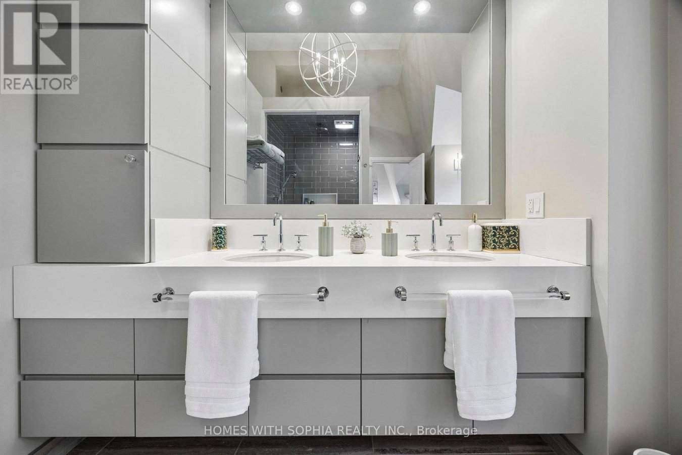 162 GLENVALE BOULEVARD - Photo 32