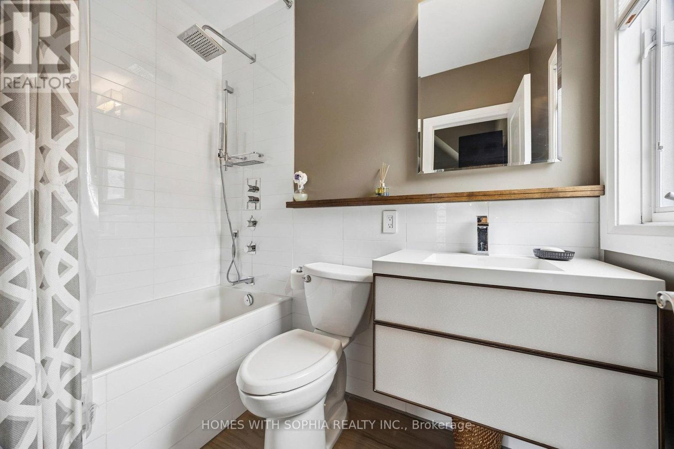 162 GLENVALE BOULEVARD - Photo 37