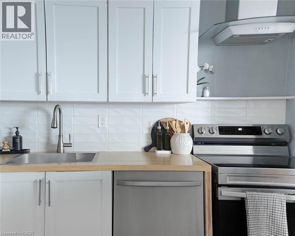 11 NEILSON Drive Unit# 609 - Photo 4