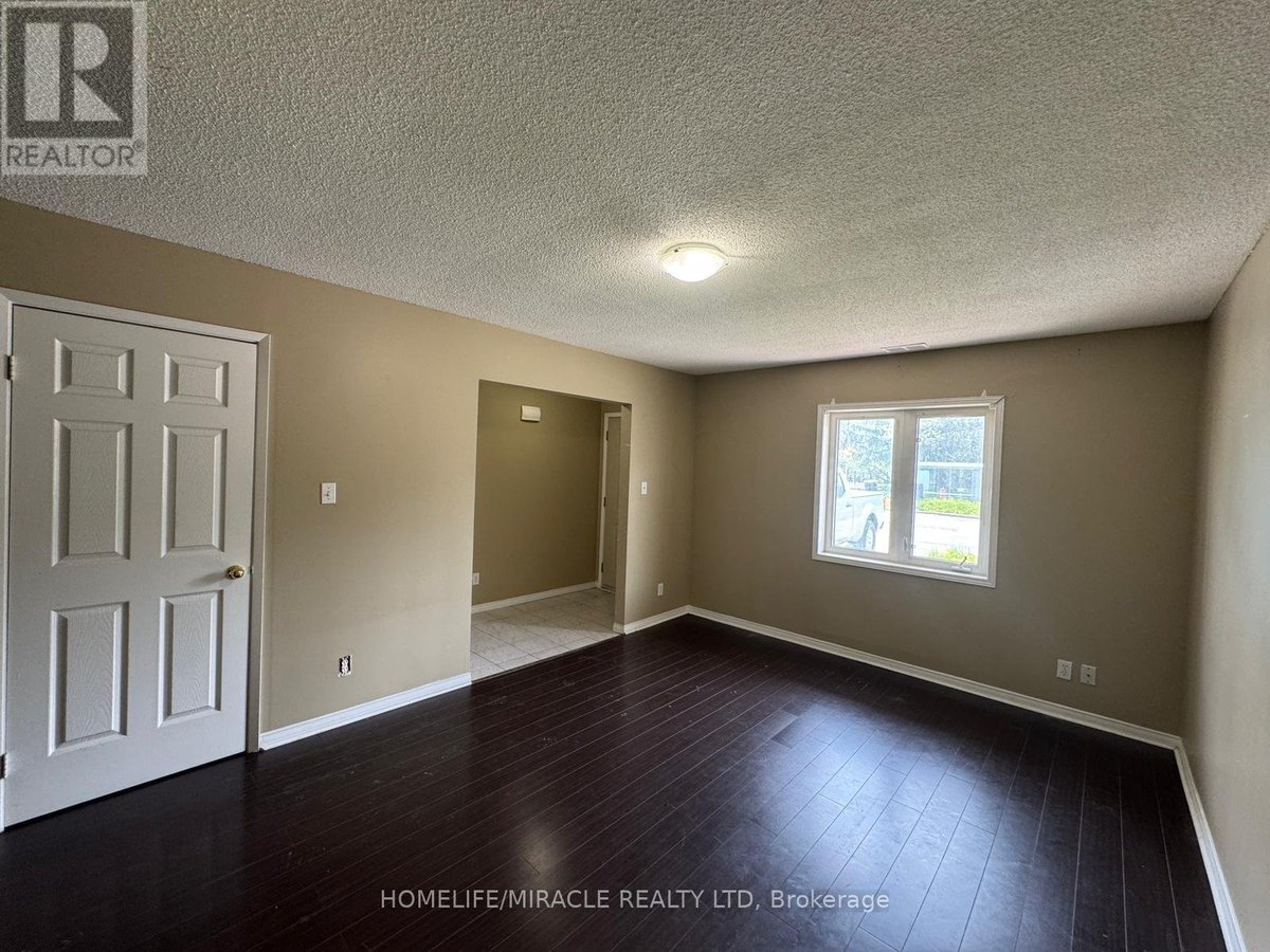 7 - 565 KENNEDY ROAD - Photo 8