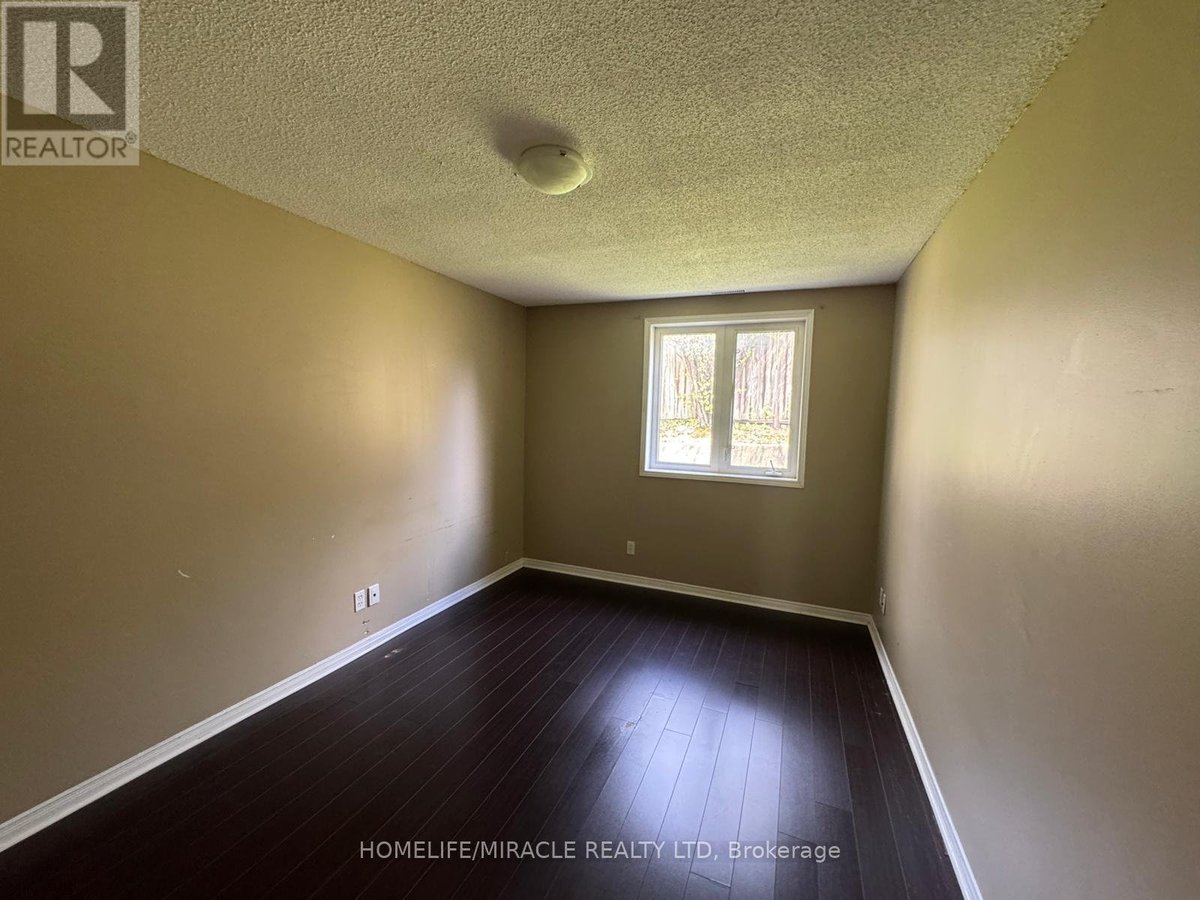 7 - 565 KENNEDY ROAD - Photo 9