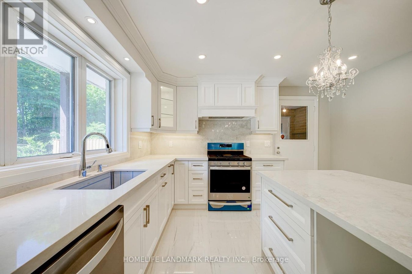 7 KNIGHTSWOOD ROAD - Photo 14