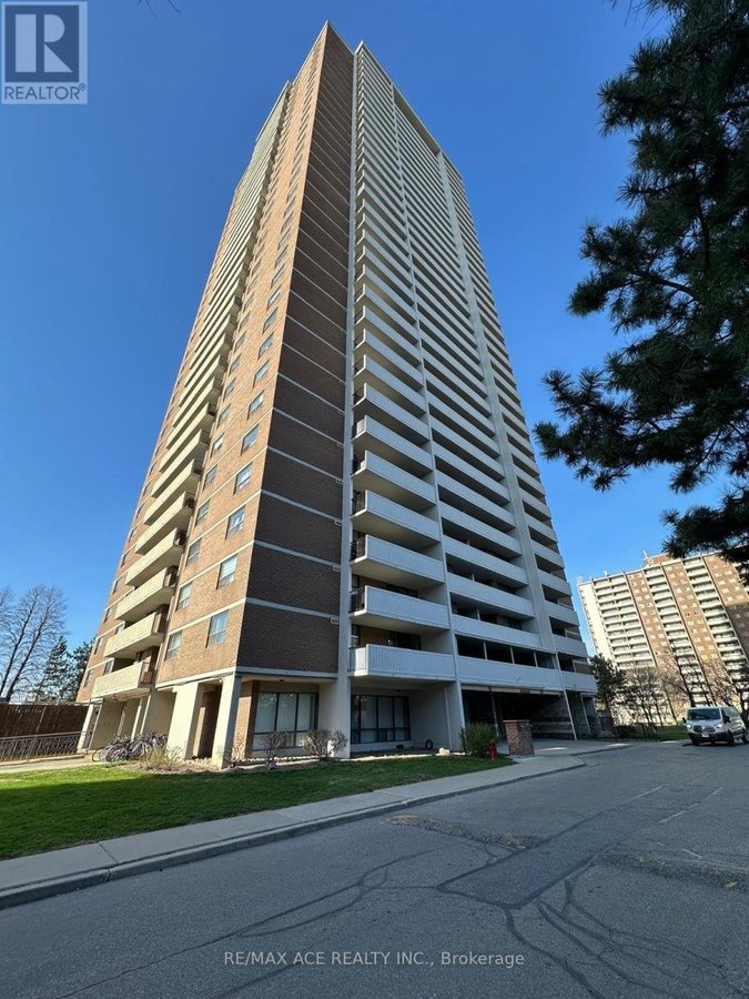 2807 - 10 TANGREEN COURT - Photo 2
