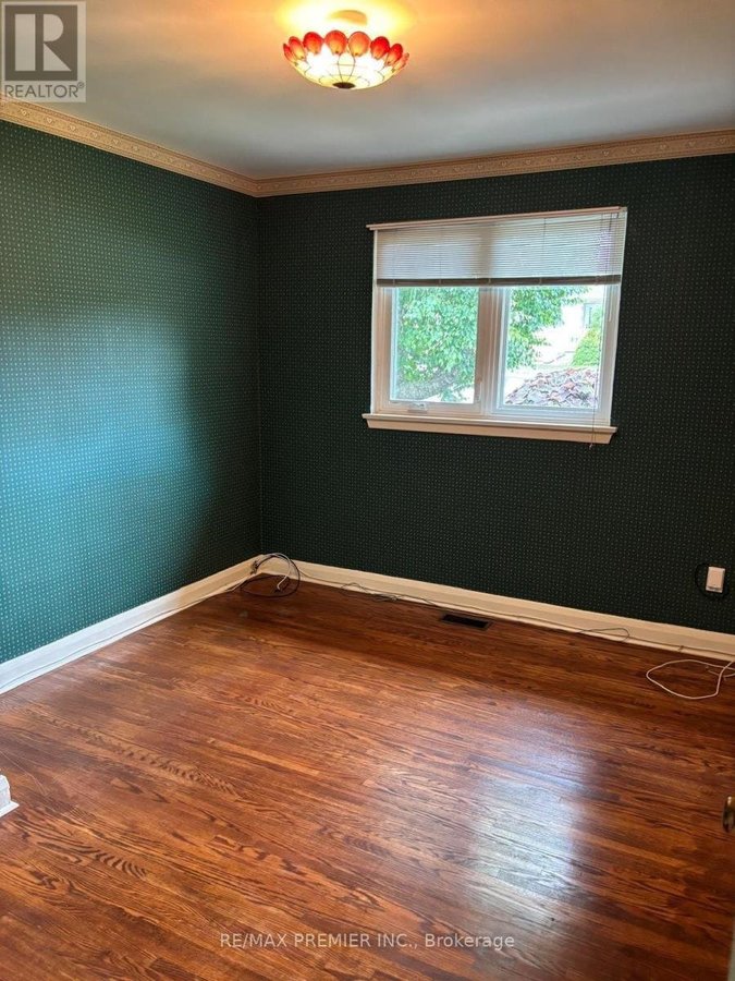 4 WELDON COURT - Photo 14