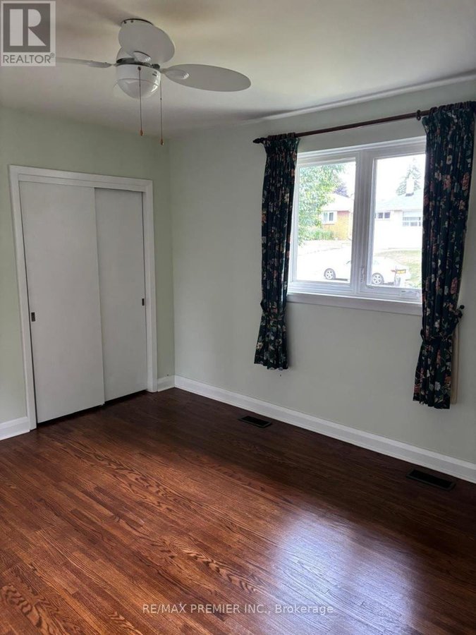 4 WELDON COURT - Photo 17