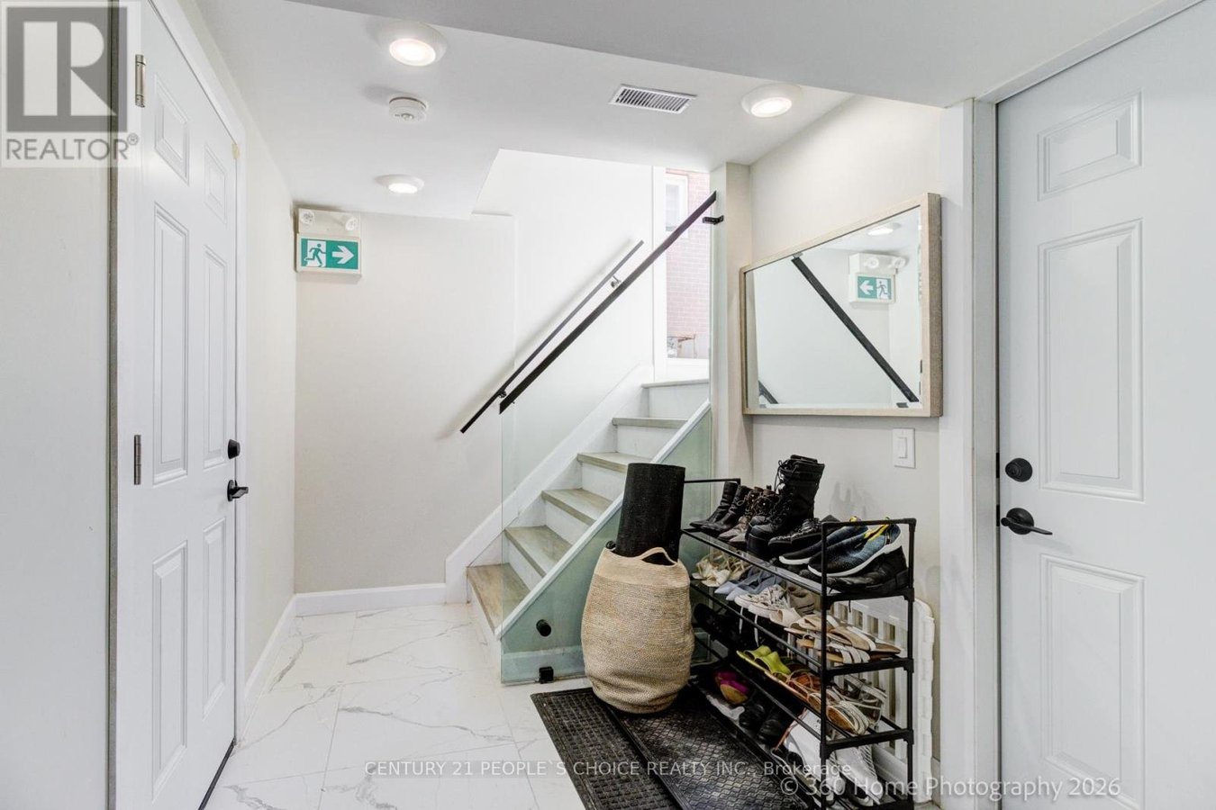 LOWER - 37 BENTWORTH AVENUE - Photo 4