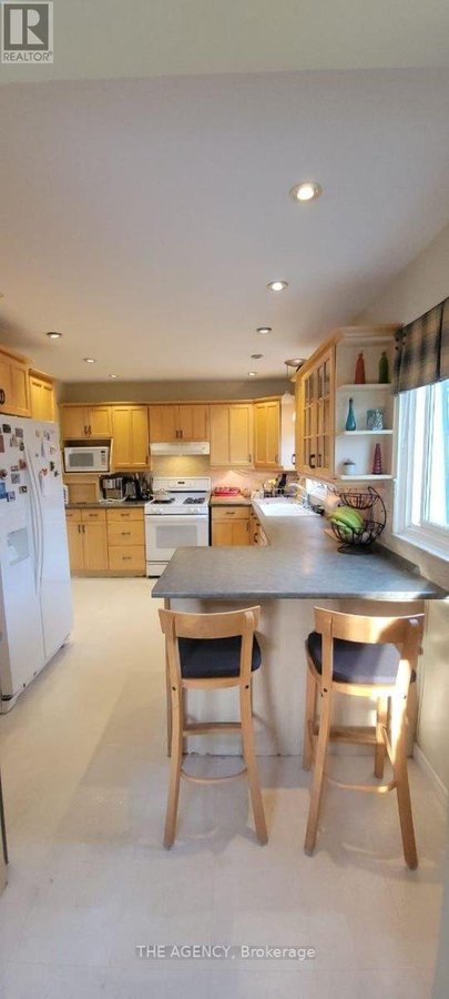 UPPER - 69 SILAS HILL DRIVE - Photo 4