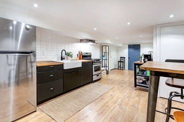 144 Grace Street - Photo 1