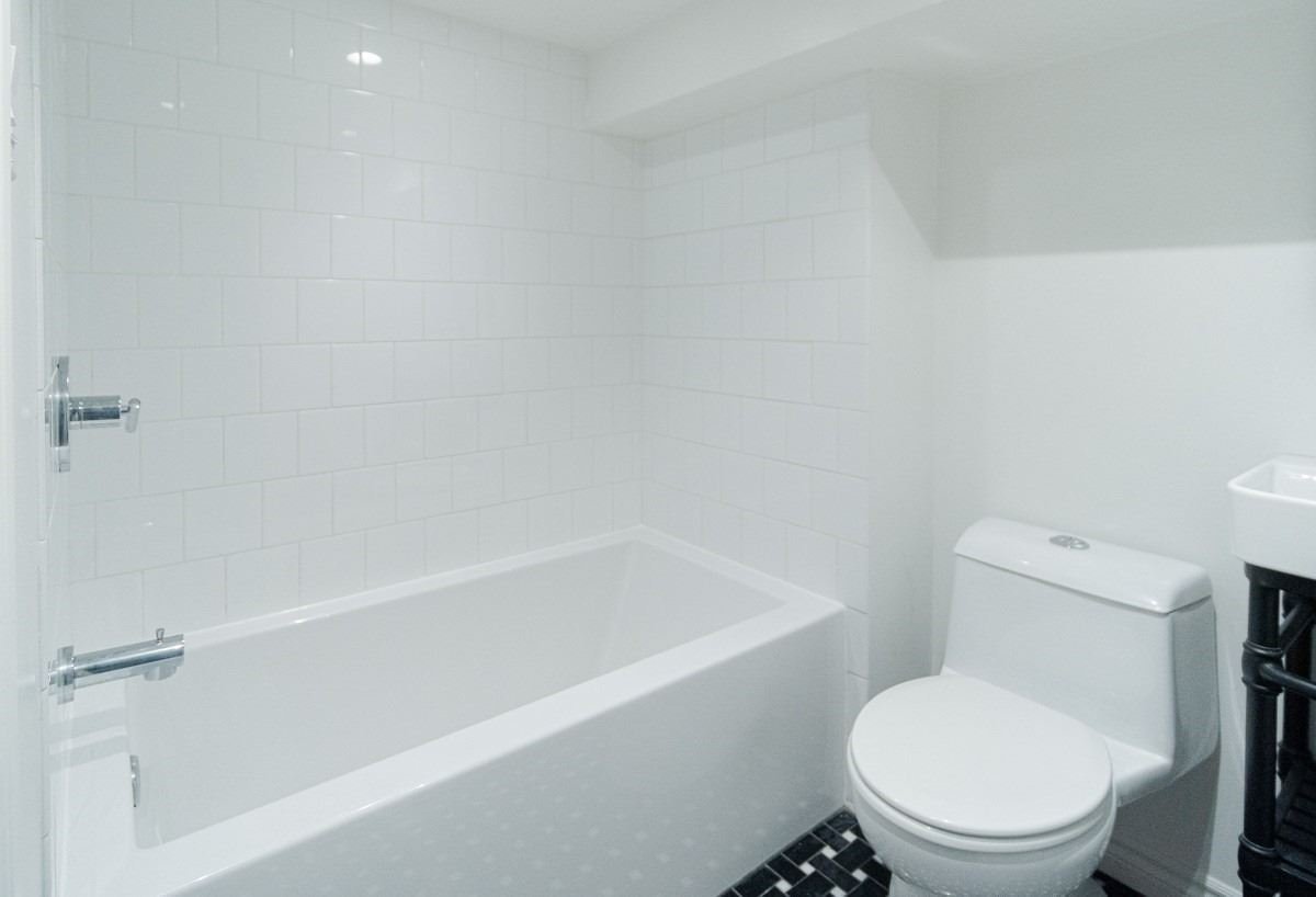 144 Grace Street - Photo 12
