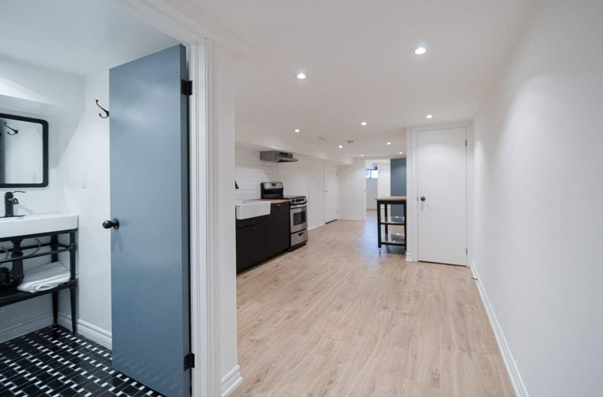 144 Grace Street - Photo 10