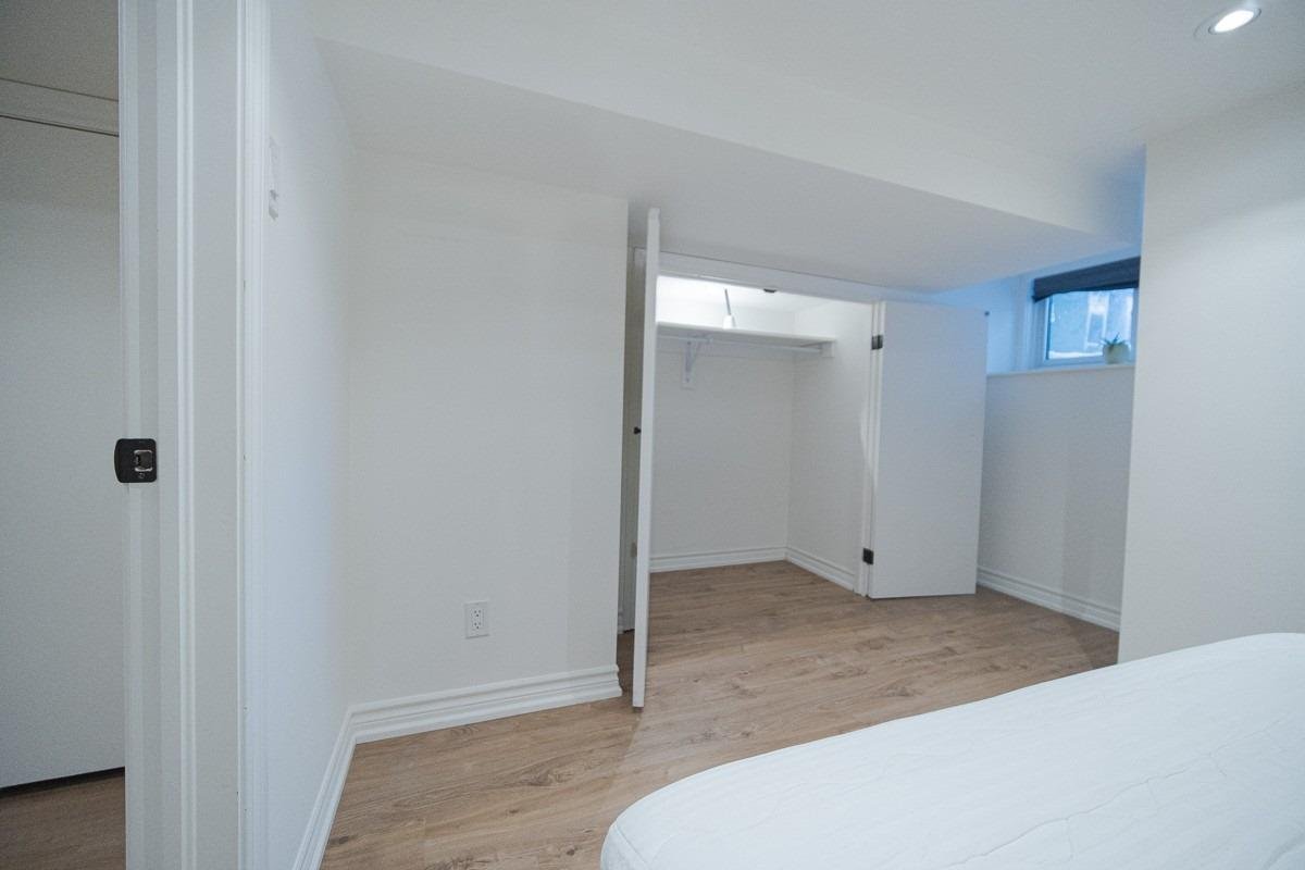 144 Grace Street - Photo 8