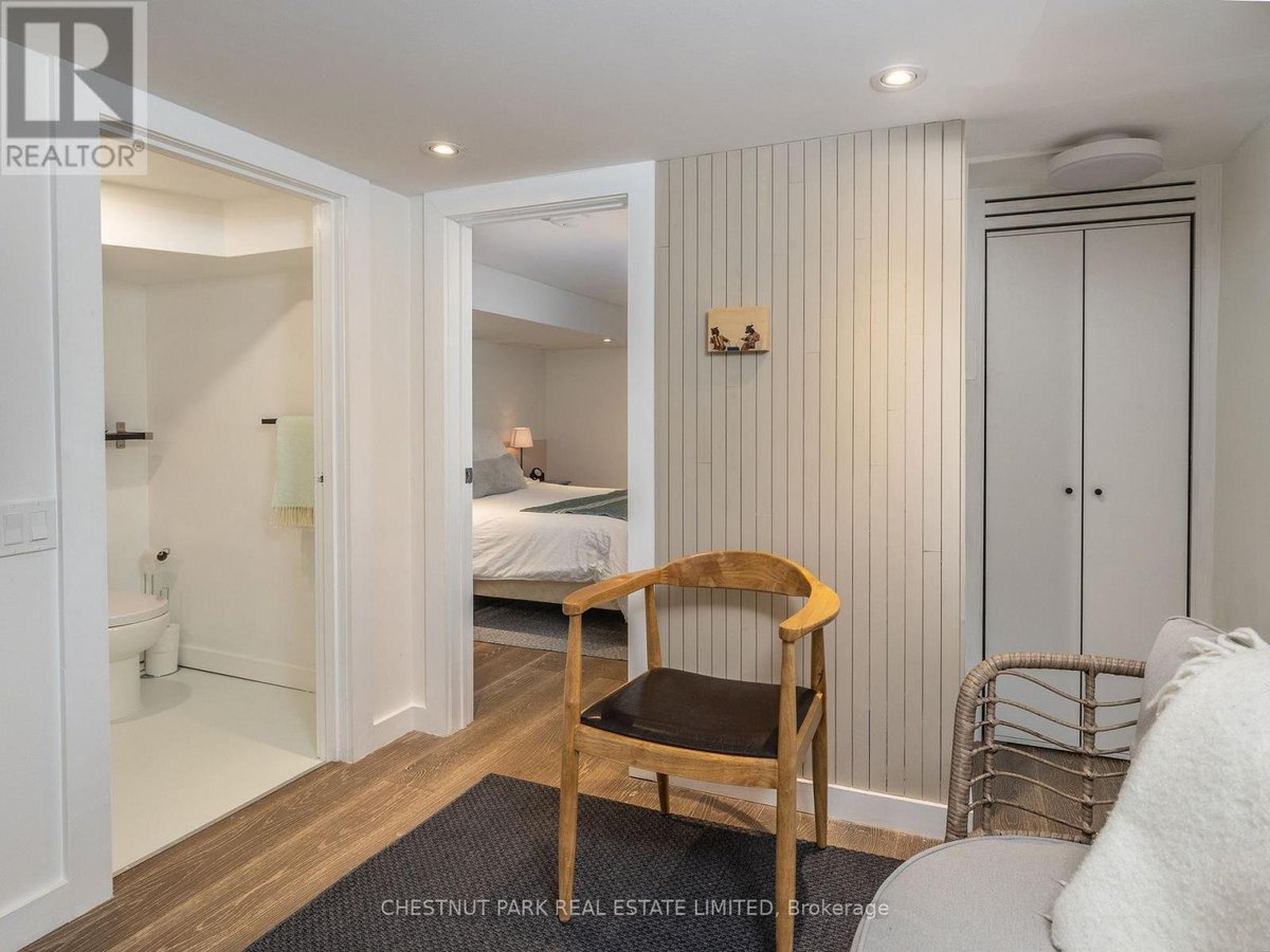 1654 GERRARD STREET E - Photo 5