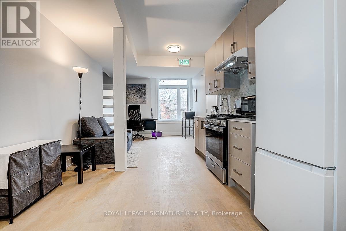 2 - 252 ANNETTE STREET - Photo 9