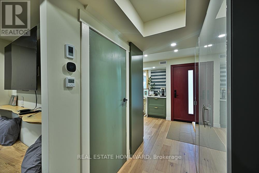 LANEWAY - 254 RHODES AVENUE - Photo 11