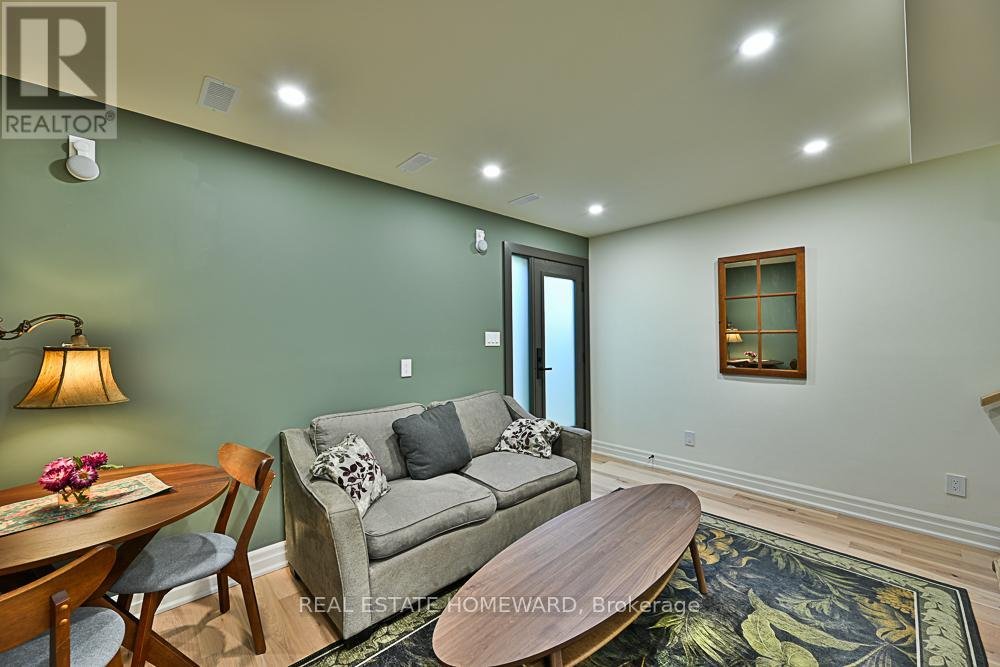 LANEWAY - 254 RHODES AVENUE - Photo 12