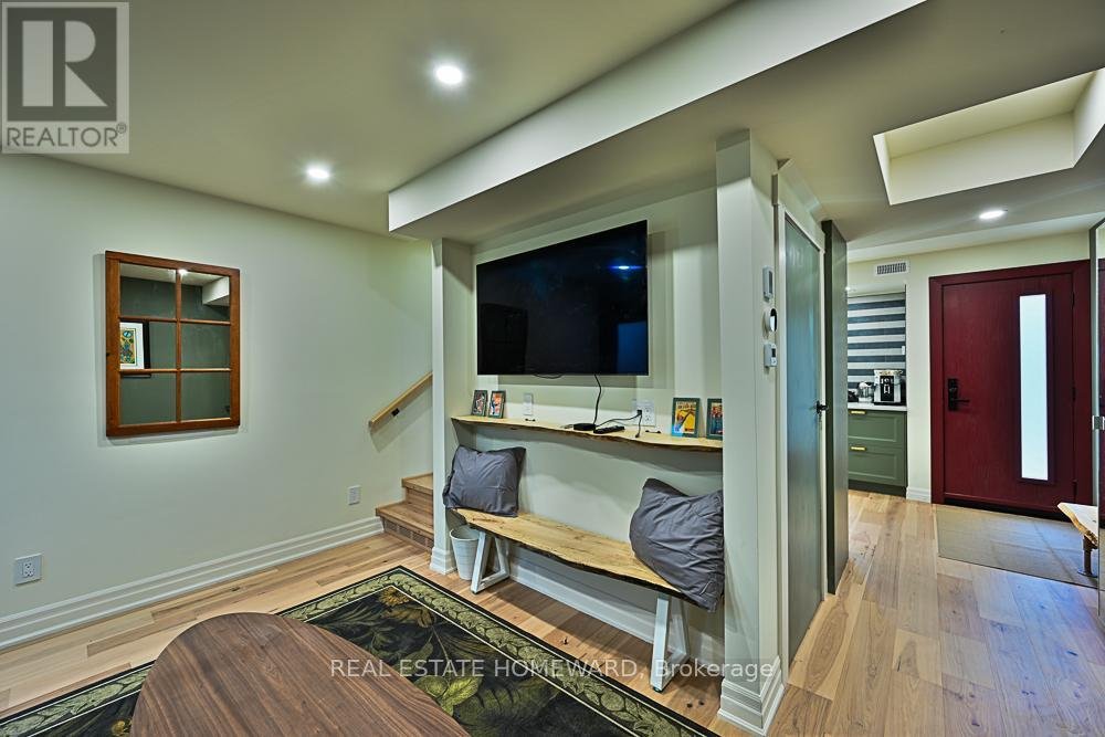 LANEWAY - 254 RHODES AVENUE - Photo 13