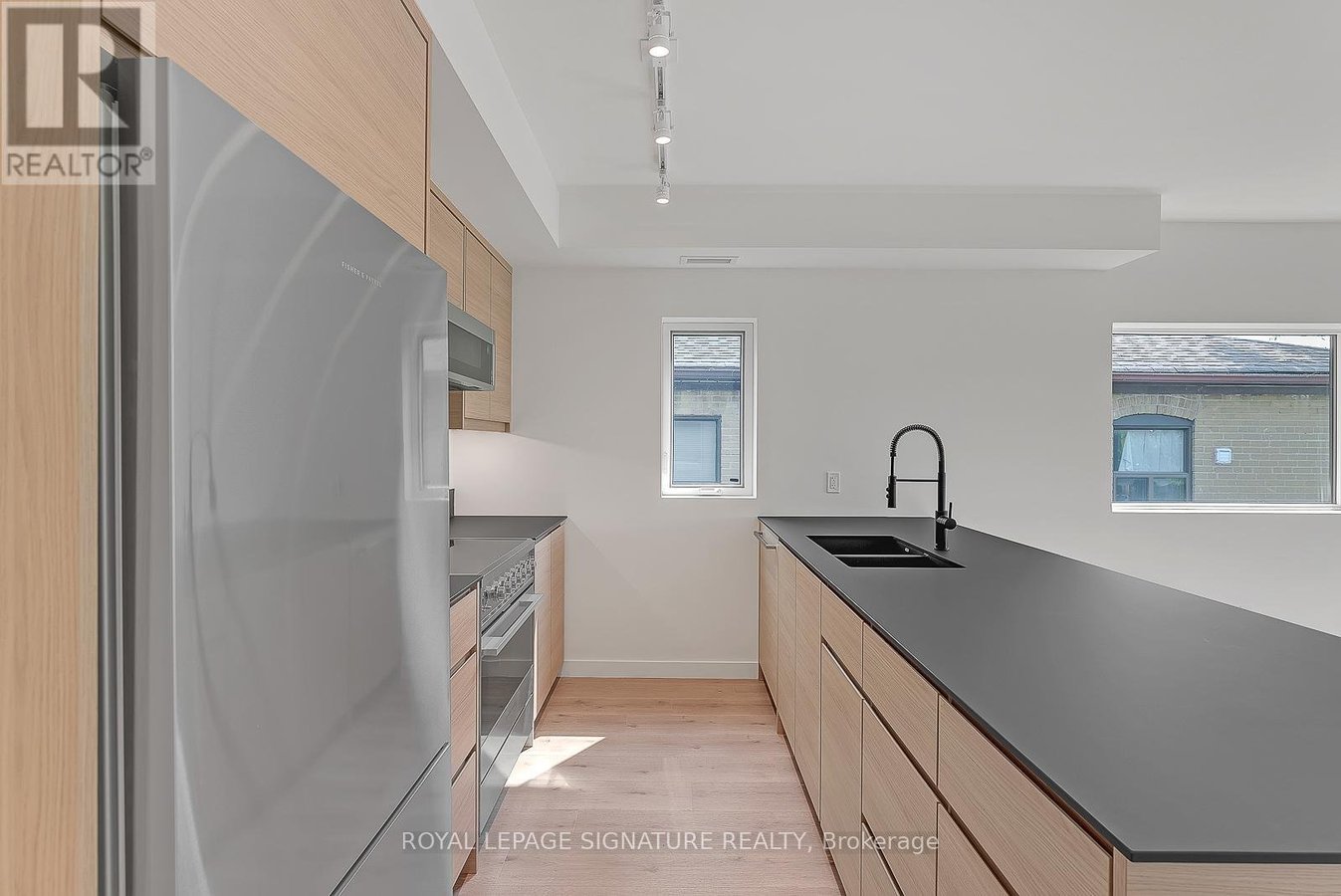 4 - 1254 DAVENPORT ROAD - Photo 5