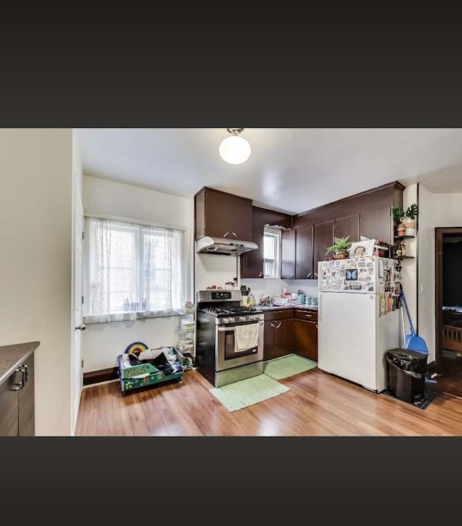 West End - Photo 9