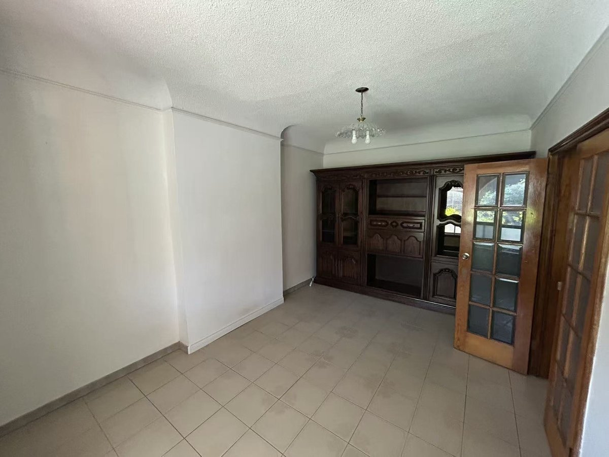 126 Beatrice Street - Photo 2