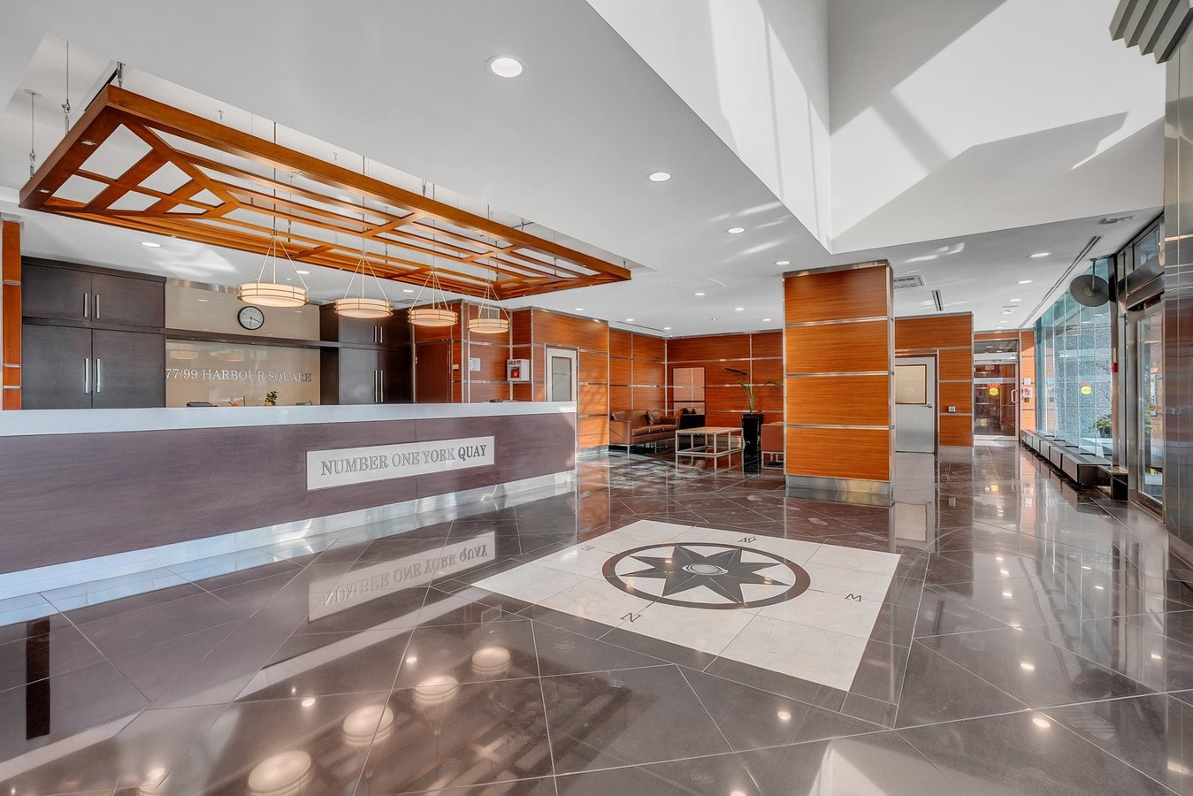 99 Harbour Square - Photo 42