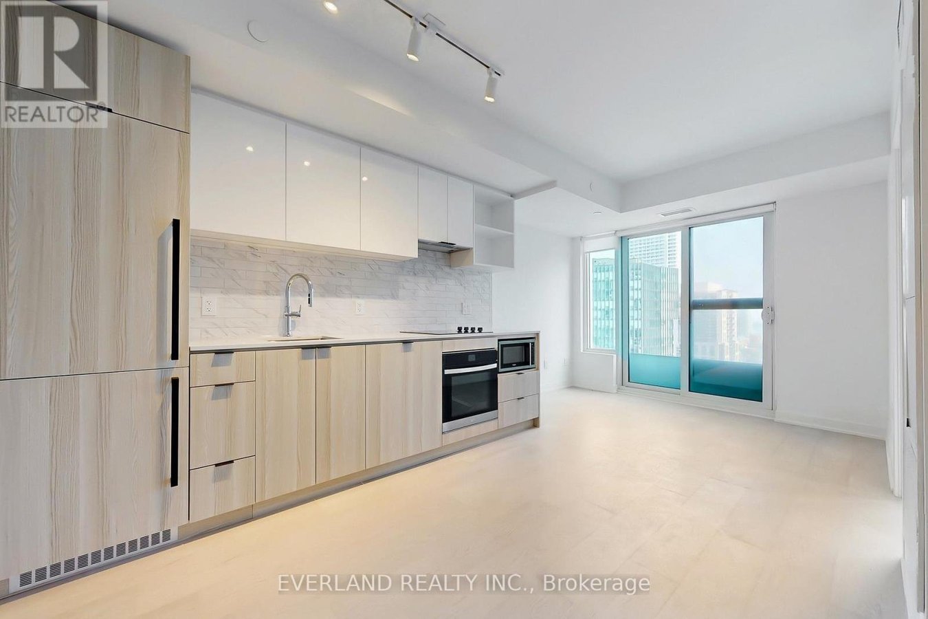 2512 - 252 CHURCH STREET - Photo 1